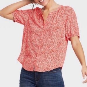 Target Universal Threads Red White Floral Button Up Blouse, Size XS